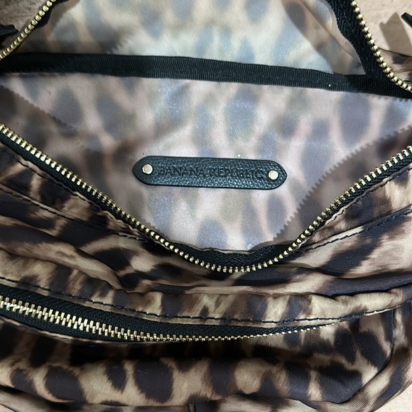 Leopard fanny pack by banana republic - Picture 3 of 5
